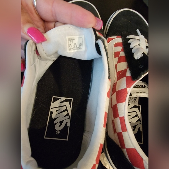 Checkered Vans - Picture 5 of 5
